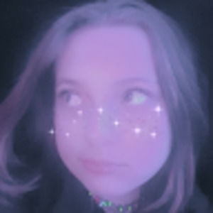 Meet your Posher, Chloe